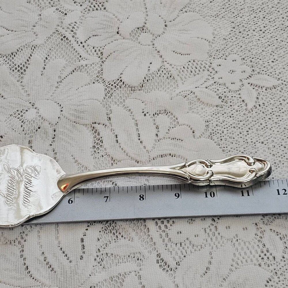 Christmas Greetings Silverplate Pie Server 11.5" ornate handle scrolls bells vtg - Picture 6 of 6
